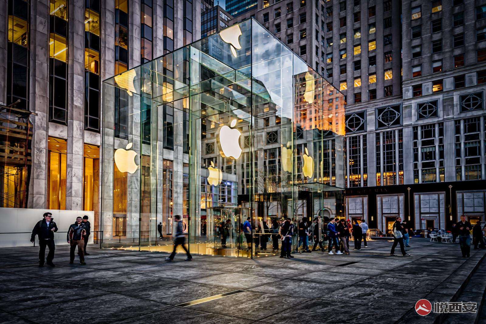 Apple-Store-in-New-York-City.jpg
